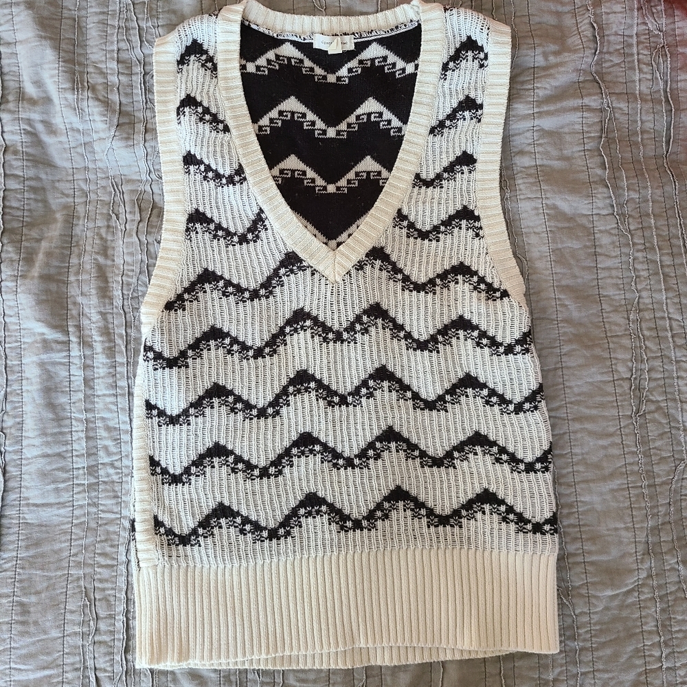 Size S Silence and Noise Sweatervest